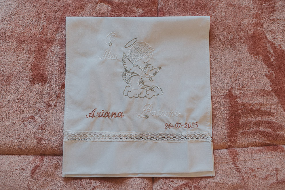 Ariana-8